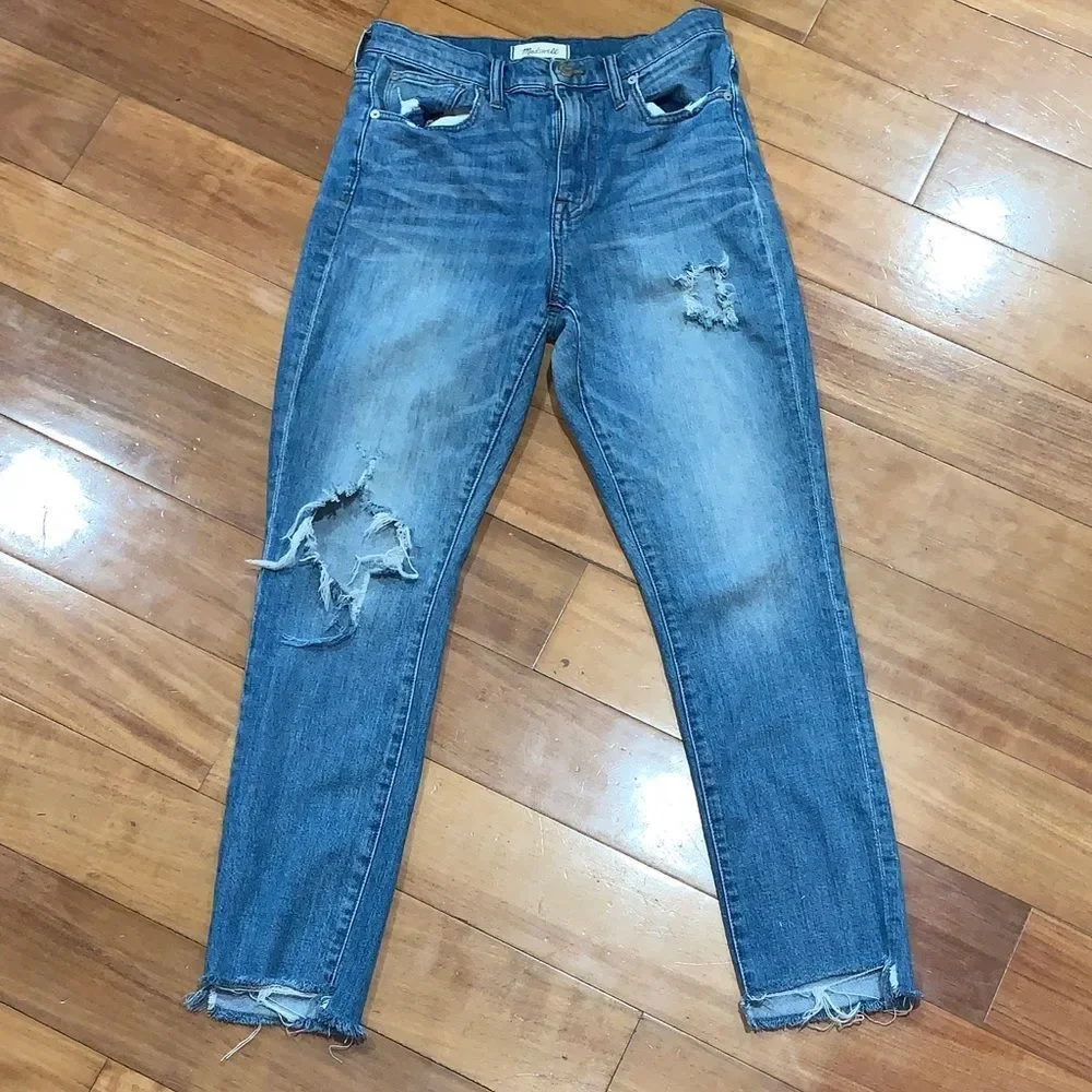 Madewell Classic Distressed Blue Ankle Jeans size 27